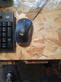 Logitech MK270 Bezdrôtový set klávesnice a myši, 2,4 GHz, Nano USB prijímač, kompatibilný s Windows, čierny – Neúplné, výstavný kus 3