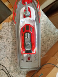 Nave de pompieri cu telecomandă Dickie Toys 201107000 cu funcție de pulverizare a apei, 2,4 GHz, 6 ani+ – defect, pentru piese: nu se încarcă (stare: vezi a 2-a imagine) 2