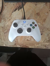Controller wireless Xbox Robot White — defect, funcționează parțial: ambele stick-uri au drift (stare: vezi imaginea a 2-a) 4