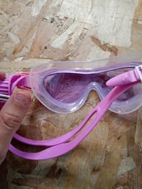 Mască de înot pentru copii Arena The One Mask Junior cu tehnologie anti-aburire, câmp vizual larg, protecție UV și punte nazală cu ajustare automată 2