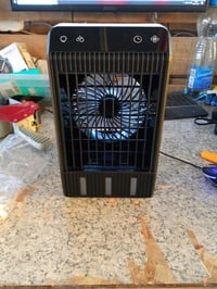 Mobilný ochladzovač vzduchu Tiptop Home s 1000 ml nádržkou na vodu, časovačom 2-12 h, 4 kusy – chybné, na náhradné diely: ventilátor sa nespustí (stav: pozri 2. obrázok) 2