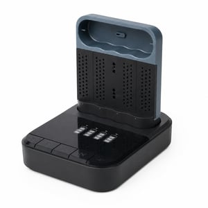 GP ReCyko Pro P461 USB punjač baterija sa stanicom, bez 4x AA 2000 mAh baterije — nedostaju 4 baterije (stanje: vidi 2. sliku)
