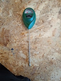Umidometru pentru sol XLUX, monitor pentru nivelul apei la plante, senzor higrometru pentru grădină și interior, funcționare fără baterii, verde, 6x26 cm 2