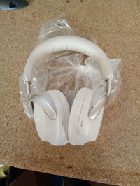 Căști Bose QuietComfort Ultra cu Bluetooth și anulare a zgomotului — defecte, funcționează parțial: casca stângă scoate un bâzâit (stare: vezi poza 2) 2
