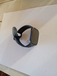 Inteligentné hodinky Amazfit Bip 6 s chybným displejom. Displej nezobrazuje. 2
