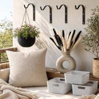 Boho dekoračný set: 4x háčik + 3x ratanový košík + ľanový obliečka + 120x pampová tráva + keramická váza 1