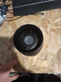Termoska Emsa Travel Mug Classic 0,5 l čierna, 360° otvor na pitie, uzatvárací systém Comfort, antikorová — používaná (stav: pozri 2. obrázok) 6