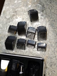 Profesionalni šišač za kosu Remington HC5811 - Samooštreće keramičke oštrice, 0,8-40 mm — Bez nastavaka za češalj (stanje: vidi 2. sliku) 2