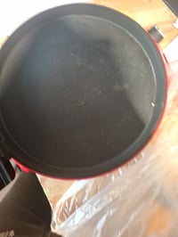 Aparat de făcut pizza Princess 115007 – 32 cm, reglabil — defect, funcționează parțial: capacul mecanismului de deschidere-închidere este rupt (stare: vezi imaginea nr. 2) 7