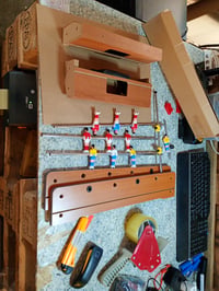 Masă de foosball din lemn Out of the Blue 51x31 cm pentru copii – defect – defect, funcționează parțial: bară cu jucători ruptă (stare: vezi imaginea a 2-a) 2