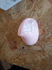 Mytrix Sakura Pink 2.4GHz bežični ergonomski miš — neispravan, za dijelove: ne povezuje se s prijamnikom (stanje: vidi 2. sliku) 3