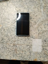 MP3 prehrávač AGPTEK T08X 96 GB, Bluetooth, WiFi, 4-palcový displej, Android — chybný, na náhradné diely: nezapne sa (stav: viď 2. obrázok) 2