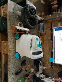 Robot automat pentru curățarea piscinei Intex ZX300 – Pentru curățarea fundului și a pereților, recipient de 1,8 litri, Produs utilizat 2
