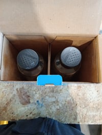 SodaStream DUO és E-DUO üvegpalack 1 l cserepalack szódagéphez, mosogatógépben mosható, fekete — karcos kupakok (állapot: lásd a 2. képet) 2