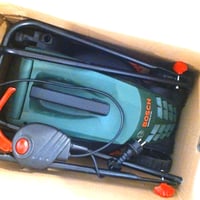 Elektrická kosačka Bosch EasyRotak 32-235 s káblom, 1200 W, záber 32 cm, viditeľne používaný stav (stav: pozri 2. obrázok) 3