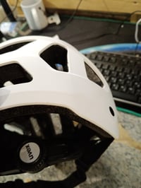 uvex Stride kerékpáros sisak fehér matt 53-56 cm fejkerület - könnyű felnőtt kerékpáros — felpöndörödött festék (állapot: lásd a 2. képet) 2