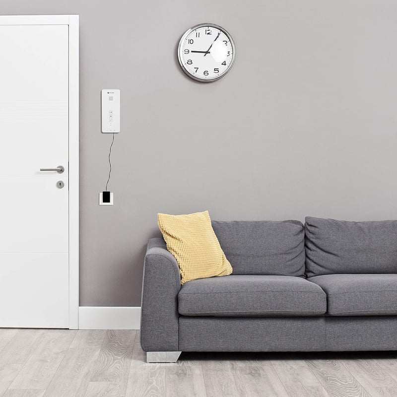 Smartwares DIC-21112 Kaputelefon - Alumínium Házas Vezetékes Intercom Rendszer 15W Teljesítménnyel, Fehér-Ezüst
