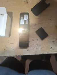 Vyklápací mobilný telefón HMD 2660 Flip – fialový, Dual SIM 4G, 2,8" displej, Bluetooth, 128 MB, 1450 mAh, FM rádio, MP3 prehrávač, 0,3 MP fotoaparát 2