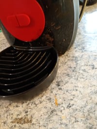 De'Longhi Nescafé Dolce Gusto Piccolo XS EDG210.B aparat za kavu na kapsule, crni, tlak 15 bara, kompaktan dizajn, 1500W 6