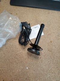AtomDream Tech Beltéri TV Antenna Mágneses Talppal és Erősítővel, 360 fokos Jelfogás, 4K 1080P HD, Smart TV és IPTV Kompatibilis, Használt 3