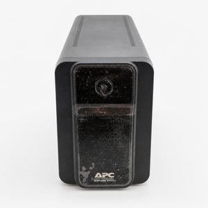 UPS APC Back-UPS BX500MI 500VA 230V AVR Line-Interactive cu ieșiri IEC – Fără cablu de alimentare, utilizat