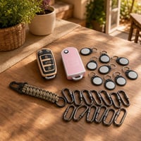 Sada na kľúče: 2x obal na kľúč + 10x RFID štítok + šnúrka + 15x karabína 1