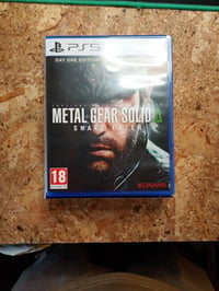 Joc Konami Metal Gear Solid Delta Snake Eater Deluxe Edition pentru PS5 – Joc de acțiune pentru PlayStation 5, stare outlet (desigilat), steelbook și 9