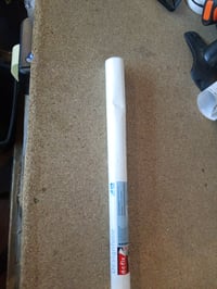 Folie autoadezivă pentru mobilă d-c-fix, alb mat satinat, monocolor, 67,5 cm x 2 m - Margine îndoită și murdară (stare: vezi a 2-a imagine) 3