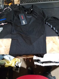 Ženska majica dugih rukava za sport hummel First Seamless Jersey, crna, veličina M/L — bez izvučenih niti (stanje: vidi 2. sliku) 2