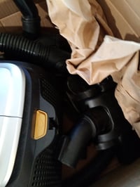 Bevreckový vysávač ETA Grande Animal 850 W, 3,2 l nádoba, 2× HEPA filter — Nadstavce vysávača sú špinavé (stav: pozri 2. obrázok) 4