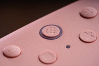 Kábový ovládač 8Bitdo Ultimate 2C pre Windows PC a Android, vzorkovacia frekvencia 1000 Hz, Hall Effect joysticky a spúšte, s tlačidlami L4/R4, v broskyňovej farbe 10