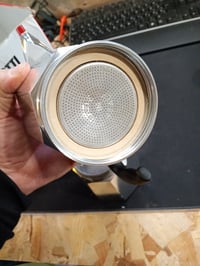 Bialetti Moka Express Kotyogós Kávéfőző, Alumínium, 9 Adagos, 420 ml, Ezüst, Tűzhelyes Eszpresszó Készítő, Használt 4