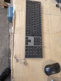 Klávesnica Amazon Basics, francúzske rozloženie (FR) – zo setu, bez myši a USB prijímača — známky používania na klávesnici (stav: pozri 2. obrázok) 2