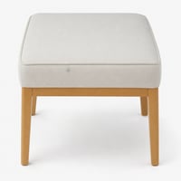 Puf pătrat tapițat modern Amazon Basics, culoarea fildeșului, in, picioare în formă de X din lemn masiv — cu pete pe țesătură, produs utilizat 1