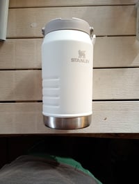 Termos Stanley IceFlow Flip Straw 2.0 Jug 1,9 l, čierna nerezová izolačná fľaša na vodu – používaná (stav: pozri 2. obrázok) 3