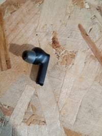 JBL Tune Beam True Wireless Bluetooth — Ľavé slúchadlo (náhradný diel) 4