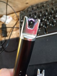 Brichetă cu plasmă LcFun, aprinzător electric cu arc, reîncărcabilă prin USB, rezistentă la vânt, pentru lumânări — o brichetă este deteriorată (stare: vezi imaginea a 2-a) 5