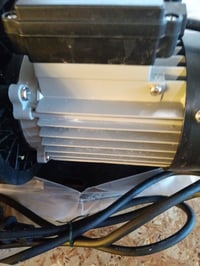 Pompă de filtrare autoamorsantă Steinbach SPS 75-1, 450 W, 142 l/min, pentru piscină sau iaz de grădină — pătată, urme de utilizare (stare: vezi a 2-a imagine) 2