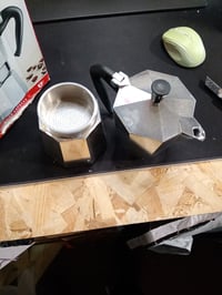 Bialetti Moka Express Kotyogós Kávéfőző, Alumínium, 9 Adagos, 420 ml, Ezüst, Tűzhelyes Eszpresszó Készítő, Használt 2