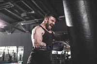 SAWANS Professzionális Bokszkesztyű MMA, Sparring, Kickbox, Muay Thai Edzéshez - Műbőr, Matt Fekete, Unisex, 283g 9