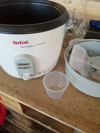 Tefal RK1011 Classic 2 kuhalo za rižu, kapacitet 5 litara, 10 šalica, s košarom za kuhanje na pari, automatsko održavanje topline, 600W 4