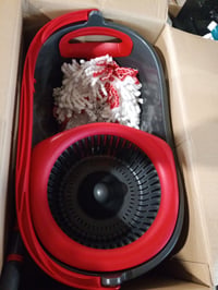 Súprava na upratovanie Vileda Turbo 2in1 s mikrovláknovým mopom, vedrom so žmýkacím košom, teleskopickou rukoväťou, červeno-biela, 5-litrové vedro, na čistenie podláh 2
