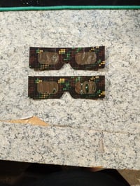 Ochelari pentru eclipsă SAFE ECLIPSE, 2 buc., ramă 45 mm, Digital Camo, compatibili cu ochelari de vedere — ramă ușor îndoită (stare: vezi a 2-a imagine) 2