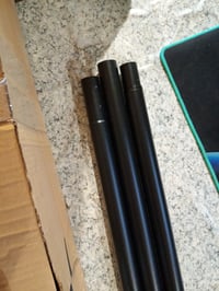 Meisenberg Feszítőrúd Fúrás Nélkül 310-360 cm Mattfekete Ø 32 mm Állítható Teleszkópos — gumis rúdvégek nélkül (állapot: lásd a 2. képet) 2