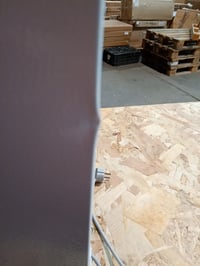 Bomann GS 7256 Mini — Na viacerých miestach pretlačený, z nôh jedna chýba a druhá je ohnutá (stav: pozri 2. obrázok) 7