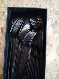 Set de tacâmuri Bestdin pentru 12 persoane, 60 de piese, oțel inoxidabil, negru mat, cuțite, furculițe, linguri — utilizat (stare: vezi a 2-a imagine) 3