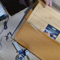 Kesper 58599 Bambusová doska na krájanie a krycia doska na sporák, certifikát FSC, 56x50x3,1 cm — chýba 1 zo 4 skrutiek (stav: pozri 2. obrázok) 2