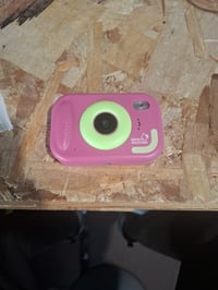 Cameră digitală pentru copii CHAKEYAKE, rezistentă la apă, 1080P, IP67, roz, cu card de 32GB, ecran de 2,4 inchi, zoom 10X, pentru copii de 3-12 ani, plajă 2