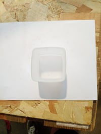 Emco Loft pohár na tekuté mydlo z matného saténového krištáľového skla, 155 ml, 7,4x7,4x9,7 cm, chróm 3