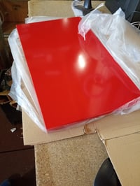 Kryt na sklokeramickú varnú dosku a indukčnú dosku HOMELAY 55x33x2,5 cm, červený – na povrchu dlhý škrabanec (stav: pozri 2. obrázok) 2